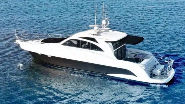 Coco party boat