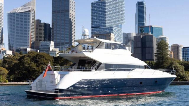 Element party boat
