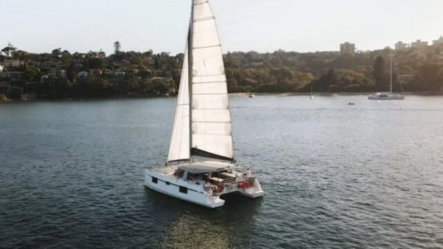 Flo party boat