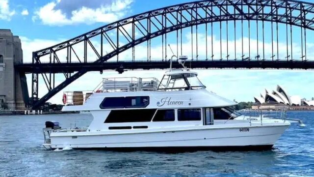 Heaven party boat