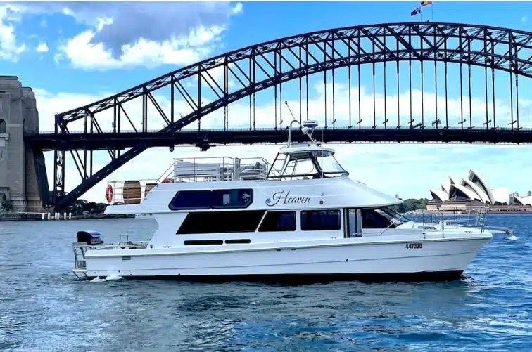 Heaven party boat