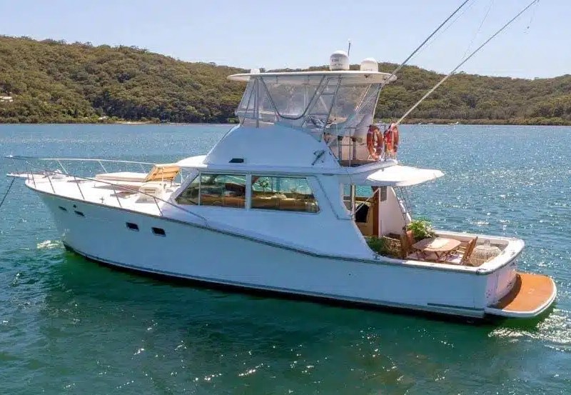 Highlander party boat