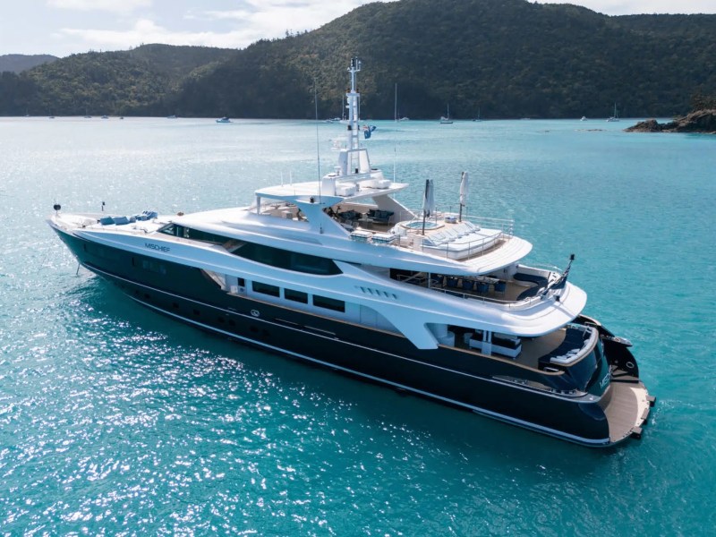 Mischief party boat