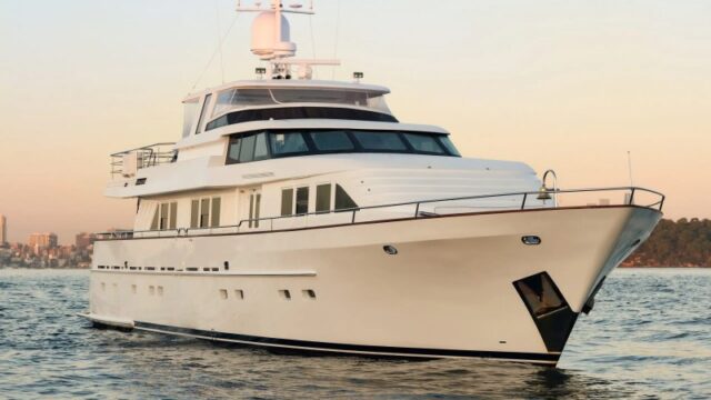 Sea Raes party boat