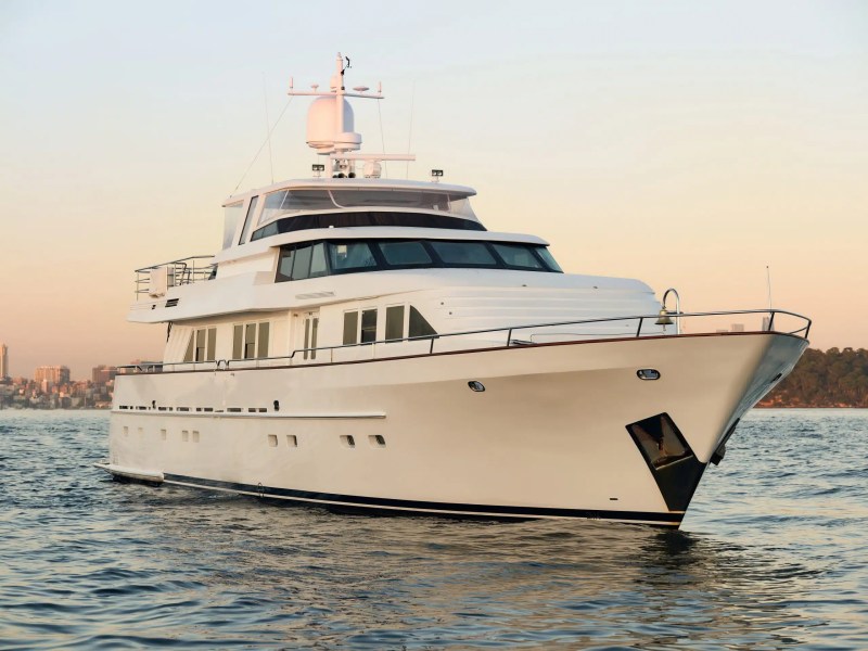 Sea Raes party boat