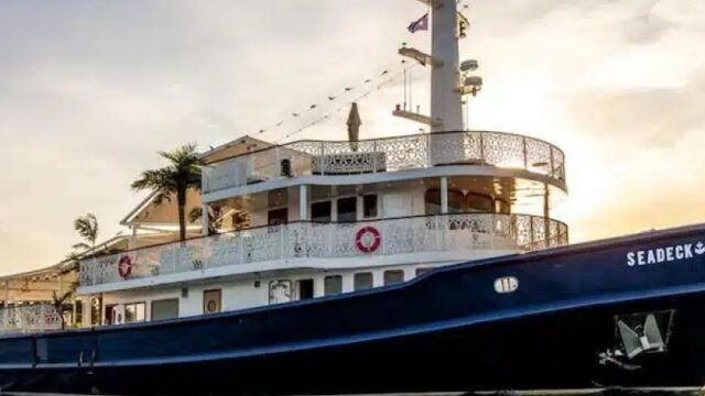 Seadeck party boat