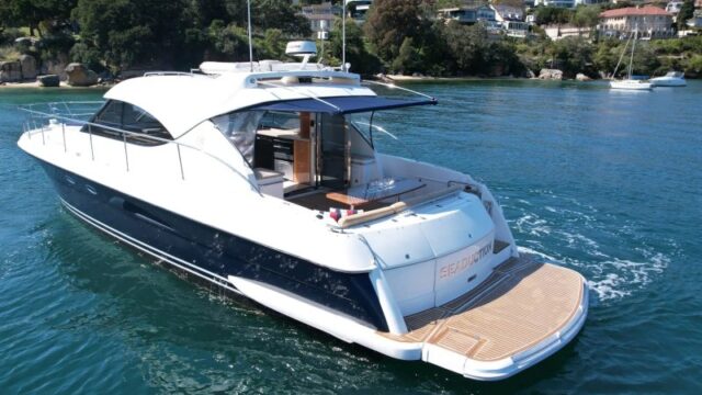Seaduction party boat