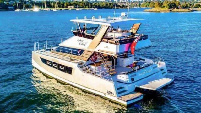Sydney Seabird party boat