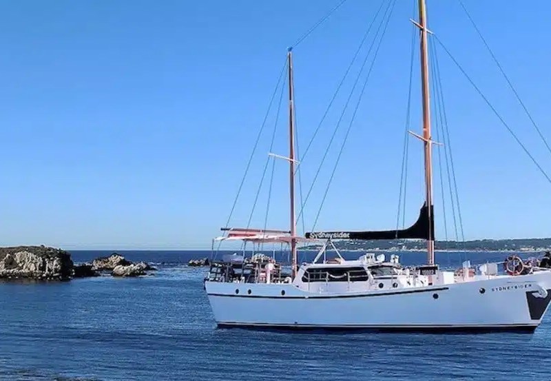 Sydneysider party boat