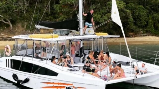 Tiger 4 party boat