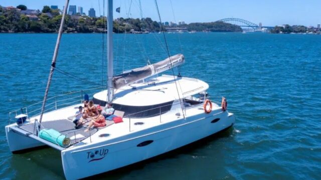 TooUp party boat